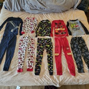 5 sets of winter boys size 7/8 pajamas